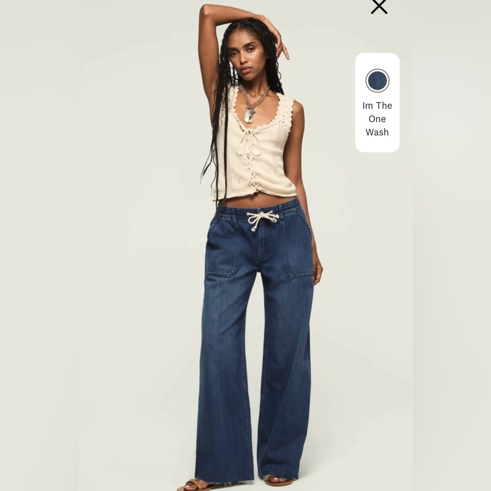 Lucky Brand patch pocket pull on wide leg jeans NWT XS-sold out-light wash